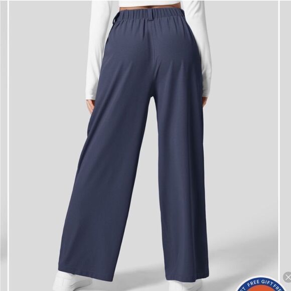 Halara High Waisted Plicated Side Pockets Wide Leg Waffle Pant Large NEW - Picture 10 of 10